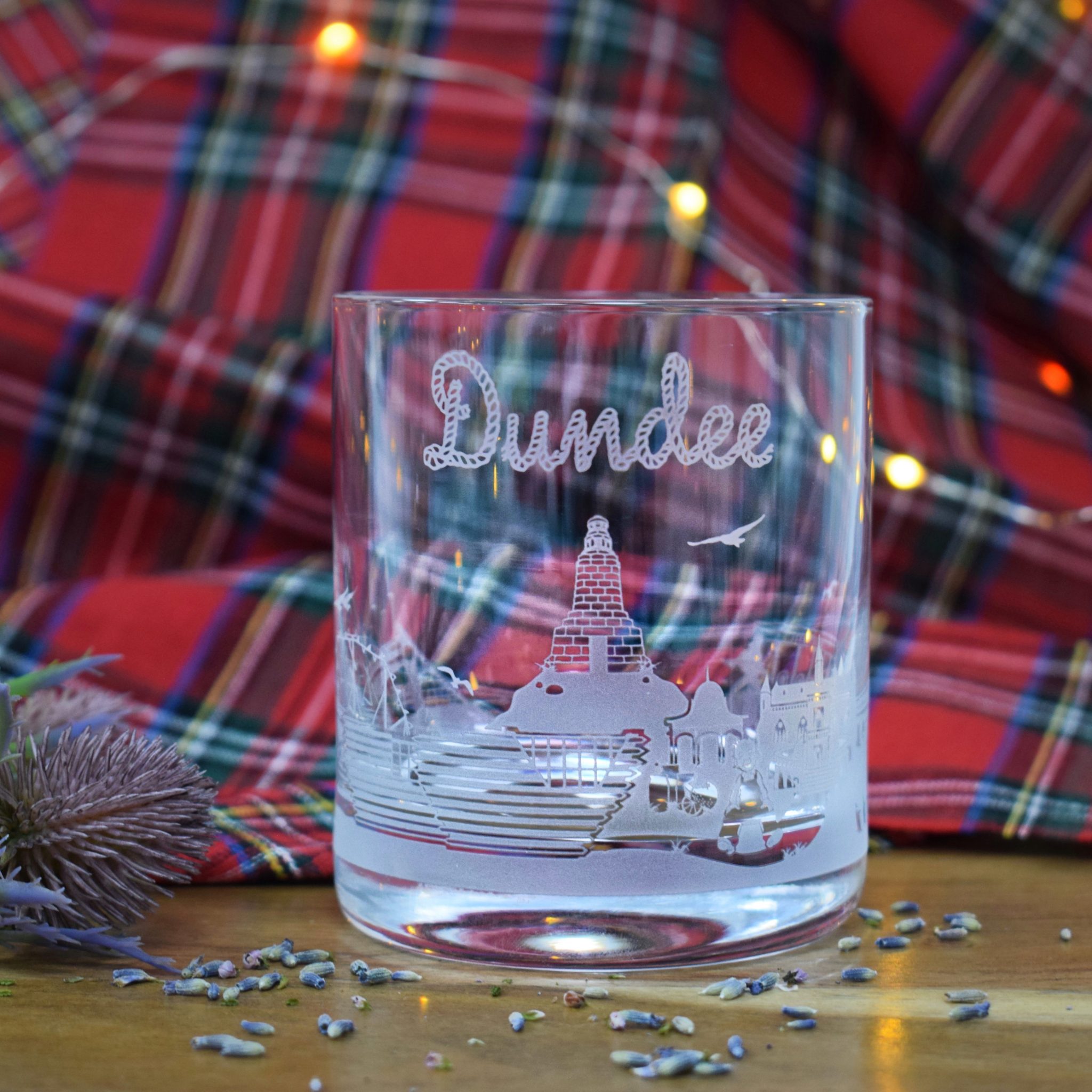 Dundee Skyline Tumbler Dundee Gifts Burns Crystal